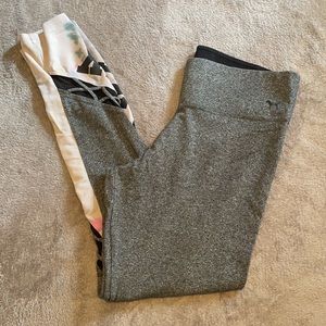 PINK Victoria’s Secret Leggings